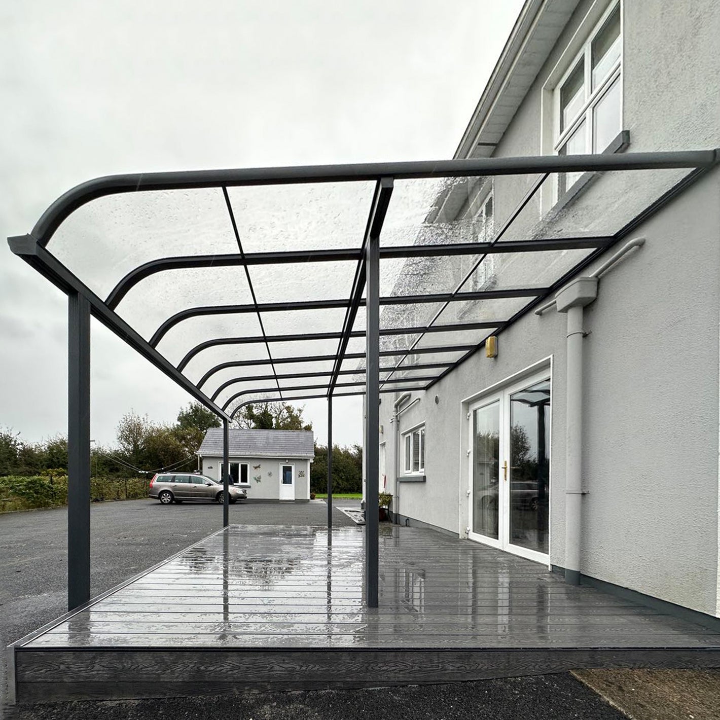 aluminium canopy with composite decking